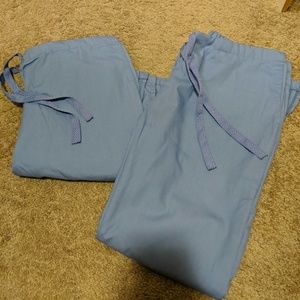 Set of 2 scrub pants